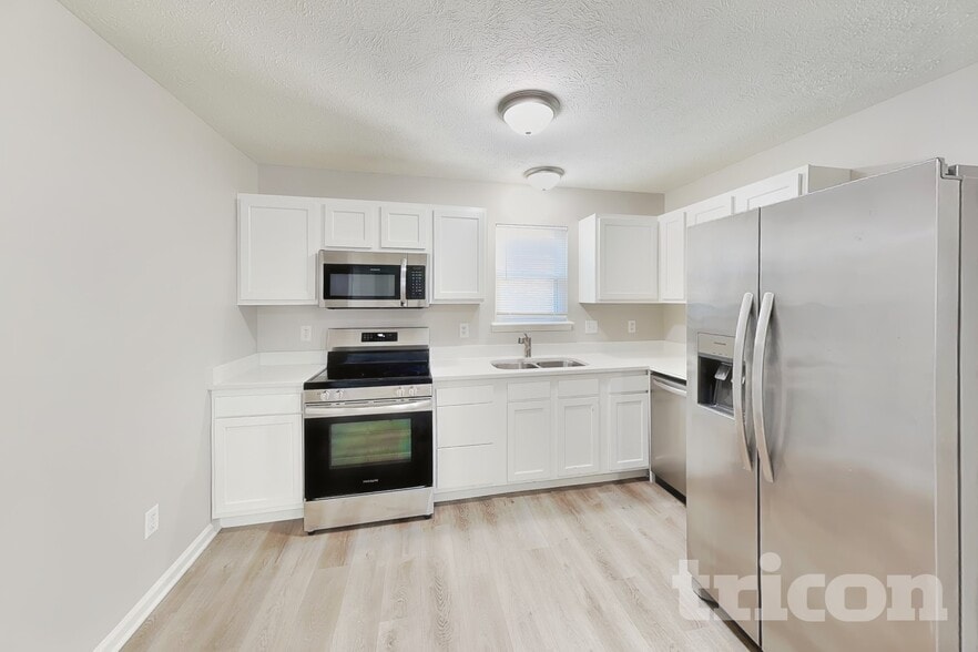 Building Photo - 11118 Waterfield Pl
