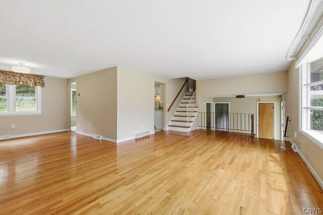 Building Photo - 115 Saybrook Ln