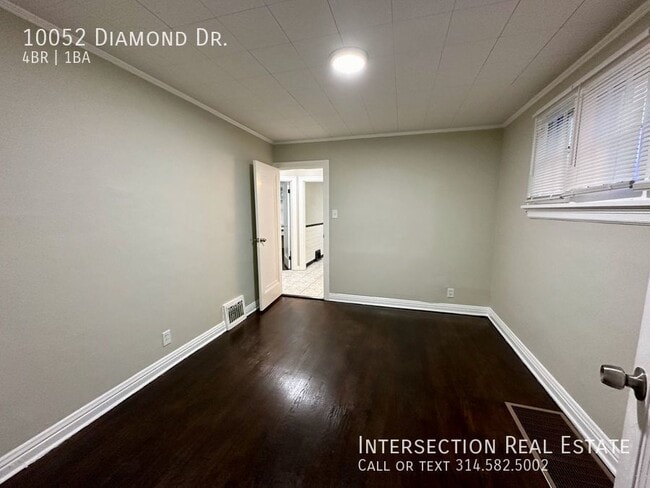Building Photo - 10052 Diamond Dr