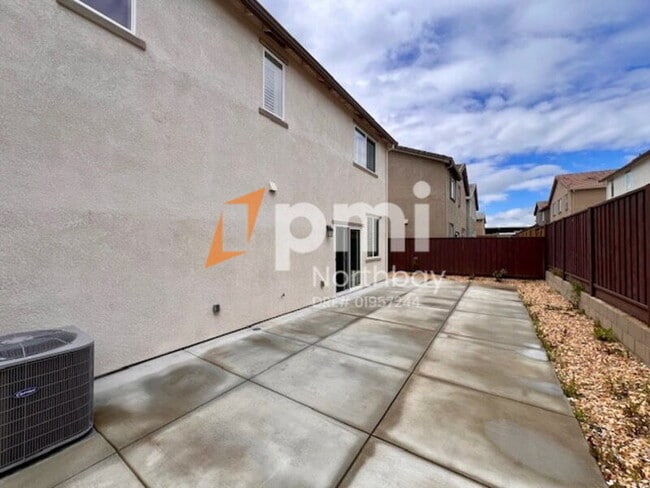 Building Photo - 1476 Descanso Ln