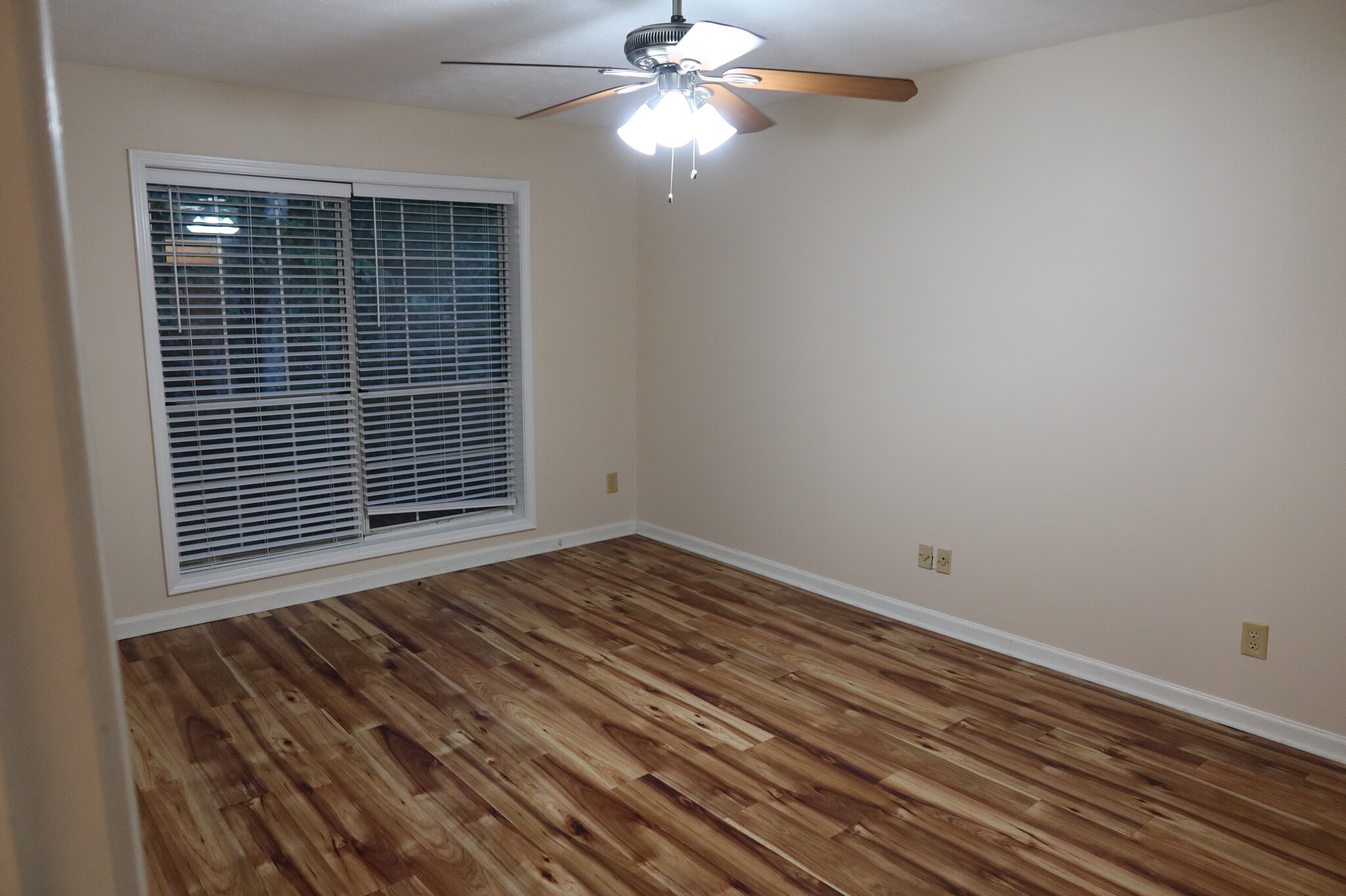 Master Bedroom - 1325 Weatherstone Way NE