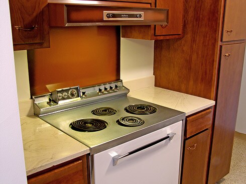 Building Photo - Creek View