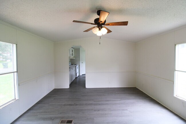 Building Photo - 65 Cameron Cir