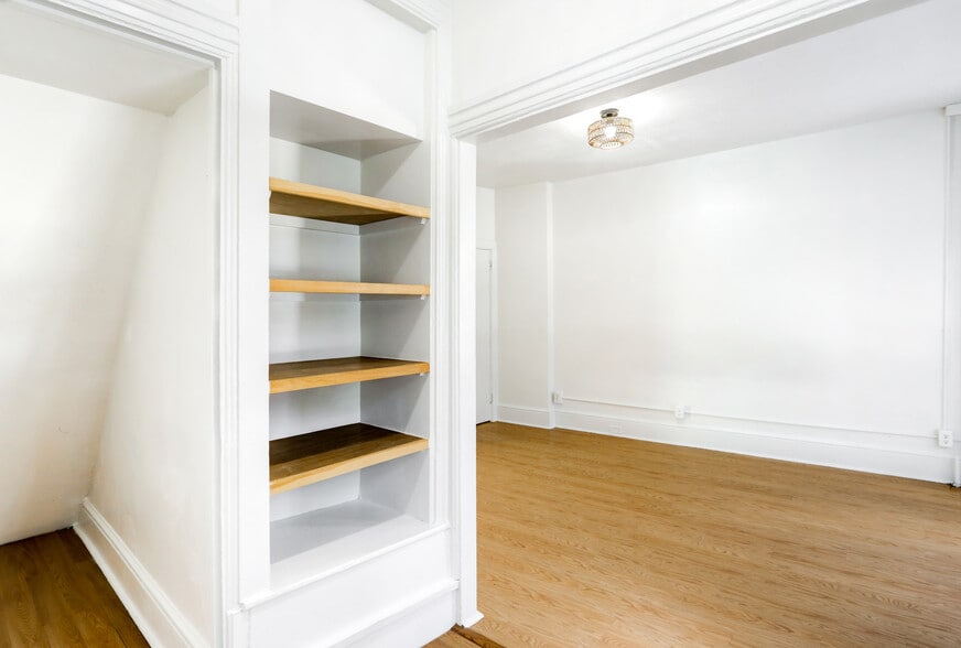 Bedroom #1 - 652 Columbia Ave