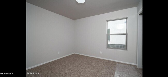 Building Photo - 15221 Gauge Ct