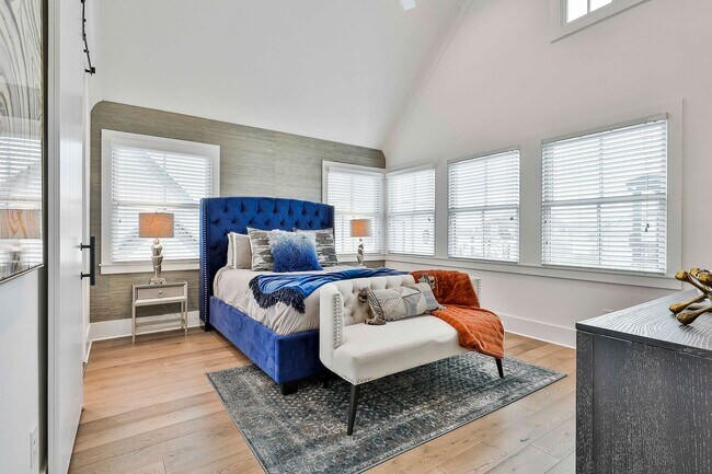 Building Photo - Fully Furnished 3bd/2.5ba Trilith Townhome with Utilities Included