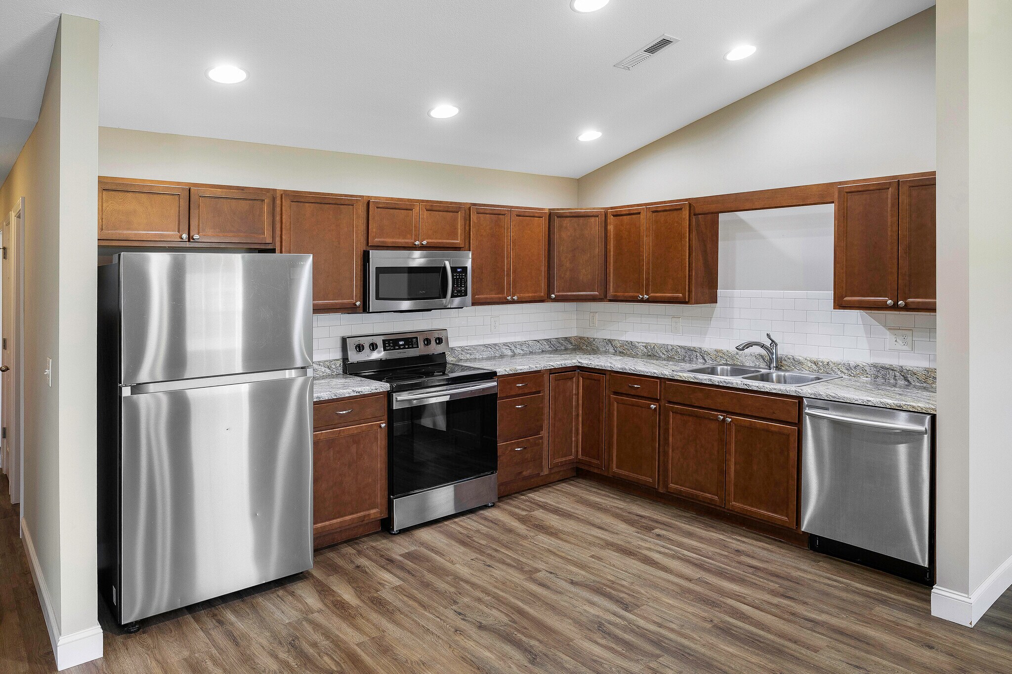 Building Photo - 5346 Dover Springs Way