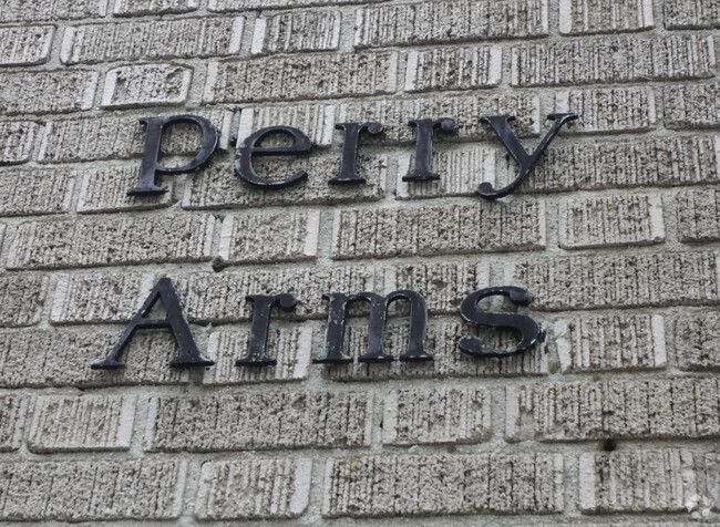 Building Photo - Perry Arms