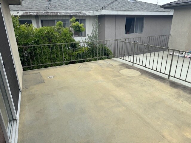 Building Photo - 2404 Curtis Ave