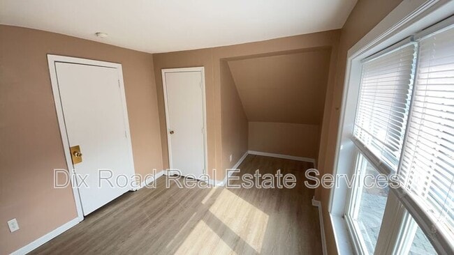 Building Photo - 1715 Warner Ave