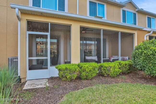 Building Photo - 14163 Mahogany Ave