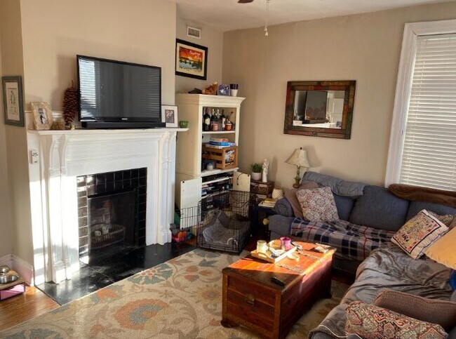 Building Photo - 2300 Park Ave