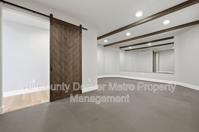 Building Photo - 16910 W 95th Pl