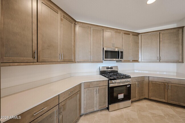 Building Photo - 7824 W Tether Trl