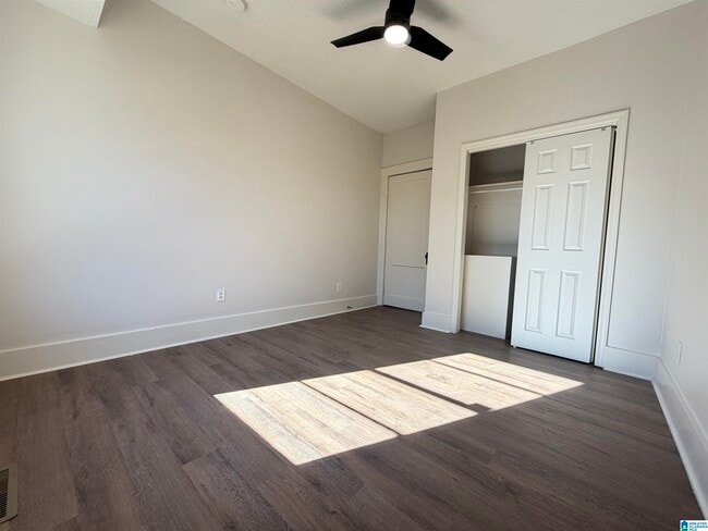 Building Photo - 219 47th Pl N