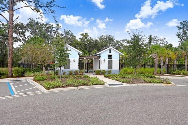 Building Photo - 34155 Cinder Wy