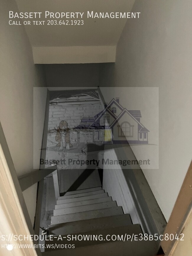 Building Photo - 26 Bradley Ave