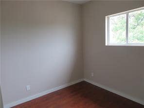 Building Photo - 1944 E Sheridan St