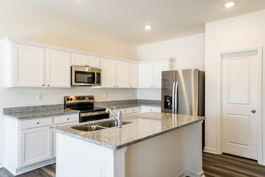 Building Photo - 752 Shepard Rock Dr