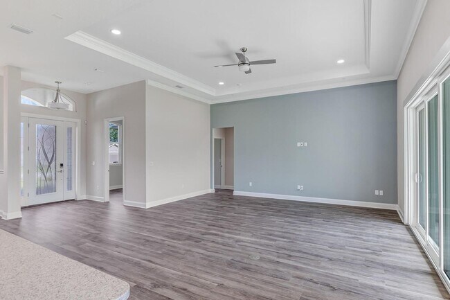 Building Photo - 5 Eastvue Pl