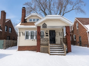 Building Photo - Coming Soon – Beautifully Updated Home *Coming Soon (Move-in ready by 6/1 or Sooner)*!