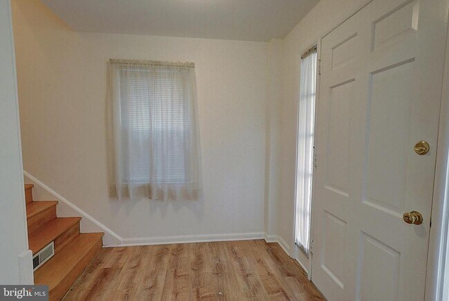 Building Photo - 3605 Dundee Driveway