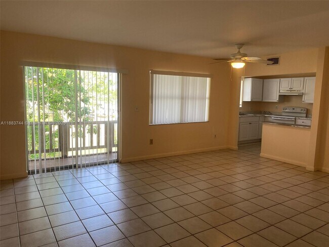 Building Photo - 10772 La Placida Dr