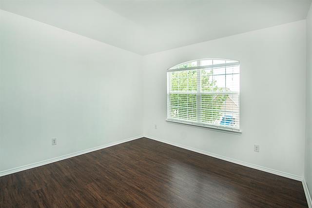 Building Photo - 917 Swan Ridge Dr