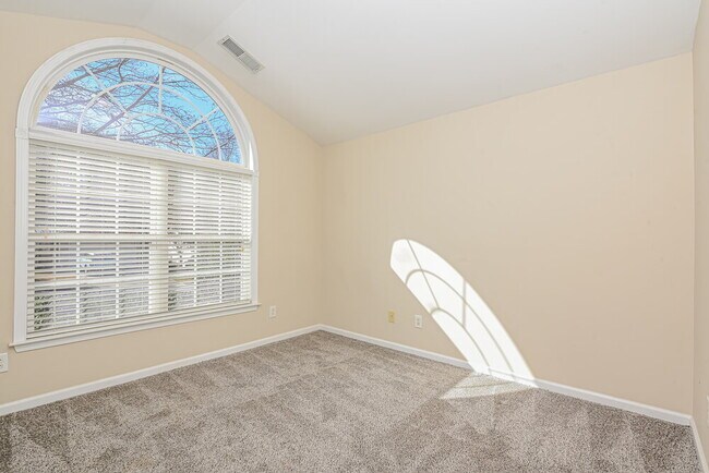 Building Photo - 5108 Centennial Creek View NW