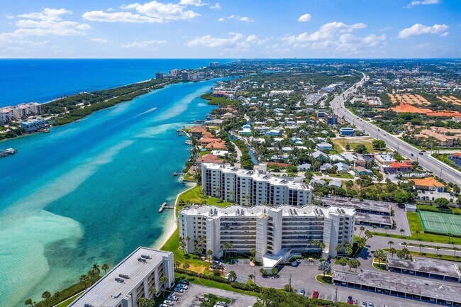 Building Photo - 19800 Sandpointe Bay Dr