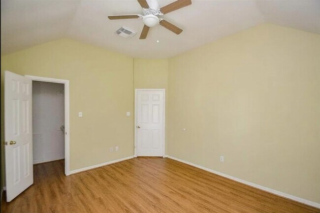 Building Photo - 318 N Cypress Estates Cir