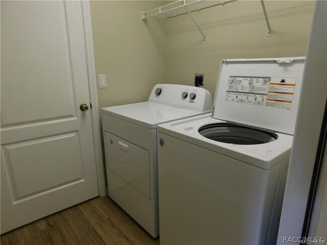 Building Photo - 1984 W Marsten Ct