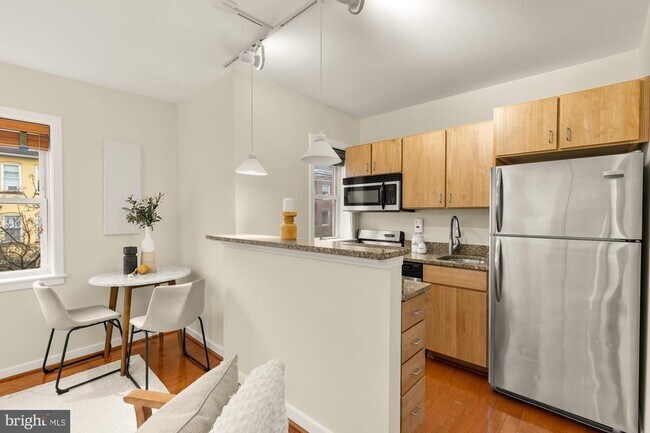 Building Photo - 3534 10th St NW