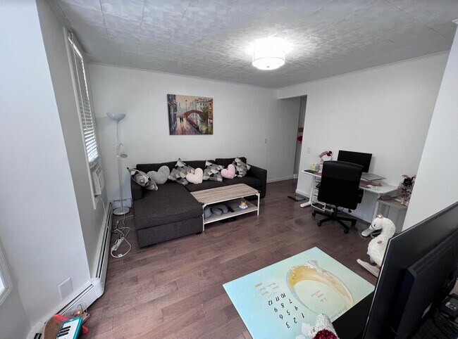 Building Photo - 600 17th St