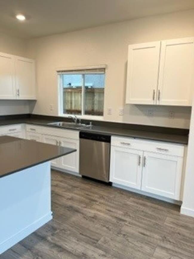 Building Photo - Brand new four bedroom, two and one half b...