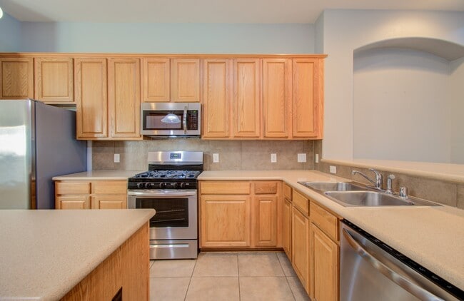 Building Photo - 9106 Sunlight Oak Ln