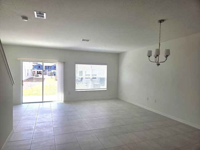 Building Photo - Brand New Townhome in The Sanctuary