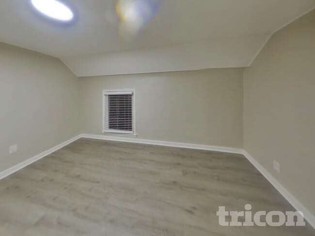 Building Photo - 3910 Scott Ave N