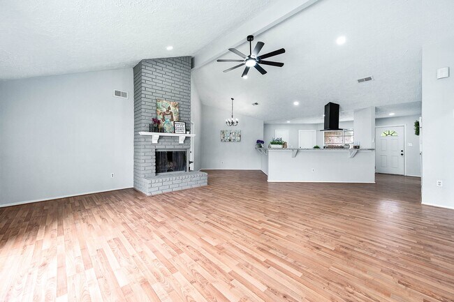 Building Photo - 13402 Tara Oak Dr