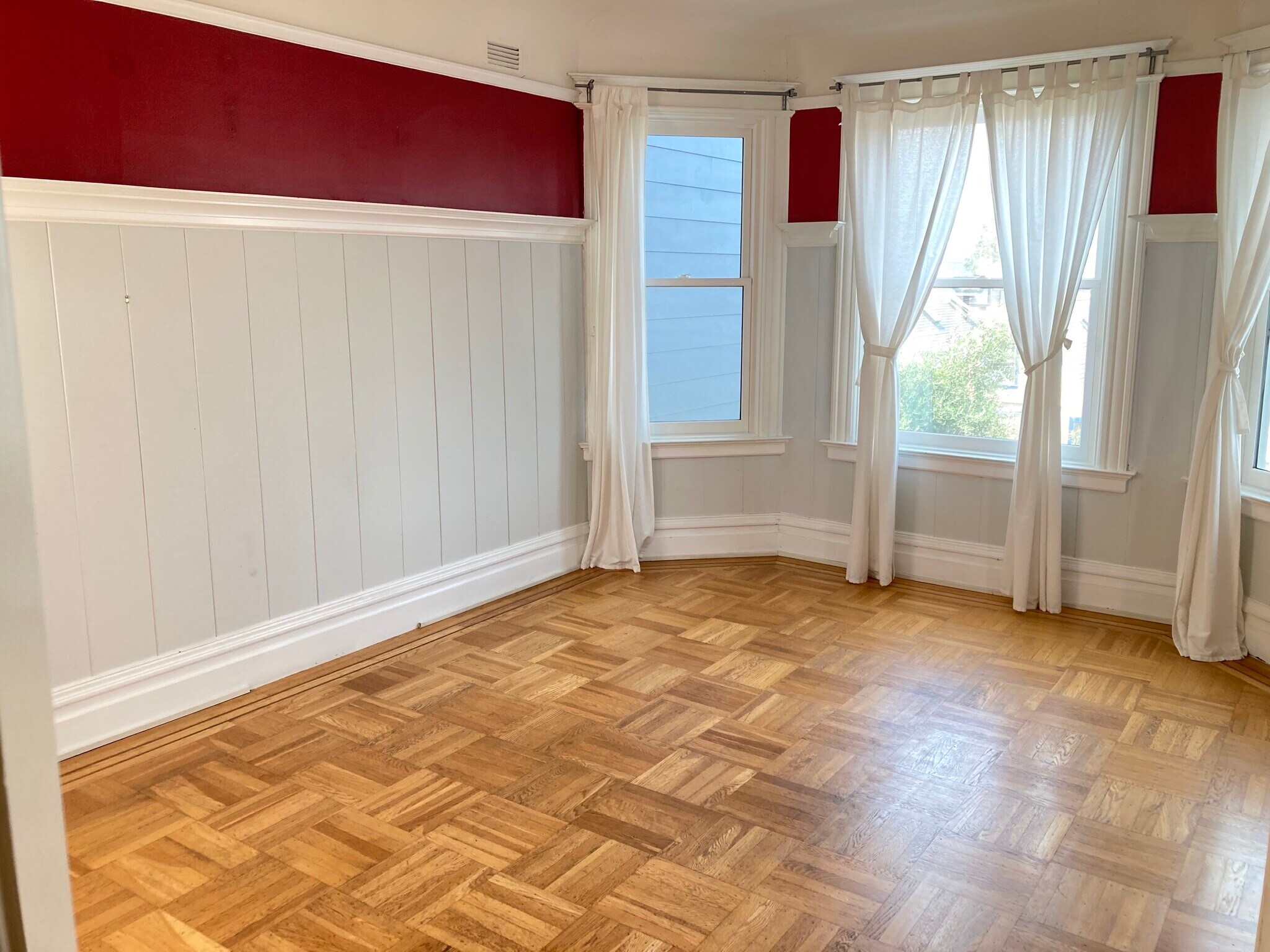 Building Photo - 924 Potrero Ave