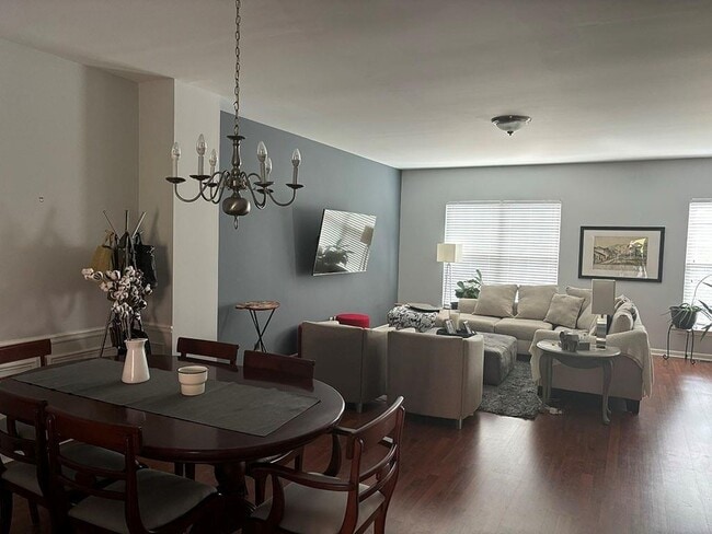 Building Photo - 783 Tulip Poplar Way