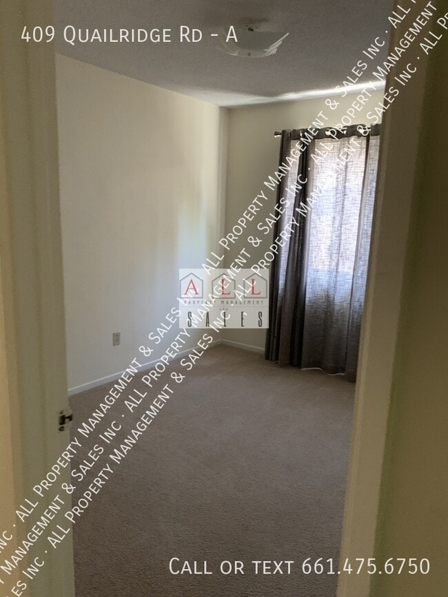 Building Photo - 409 Quailridge Rd