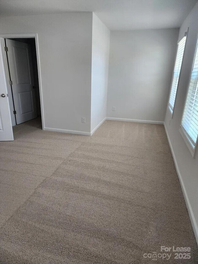 Building Photo - 4146 Steel Wy