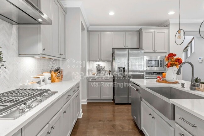 Building Photo - 504 Flip Trail