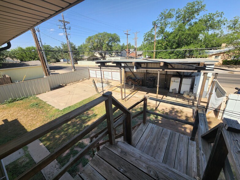 Back House - 2629 20th St