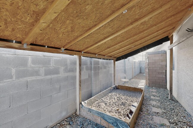 Building Photo - 3212 Ocate Meadows Ct NE