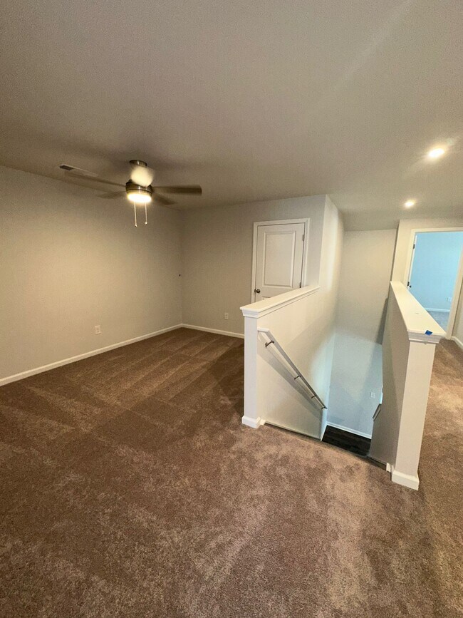 Building Photo - 213 Boneset Dr