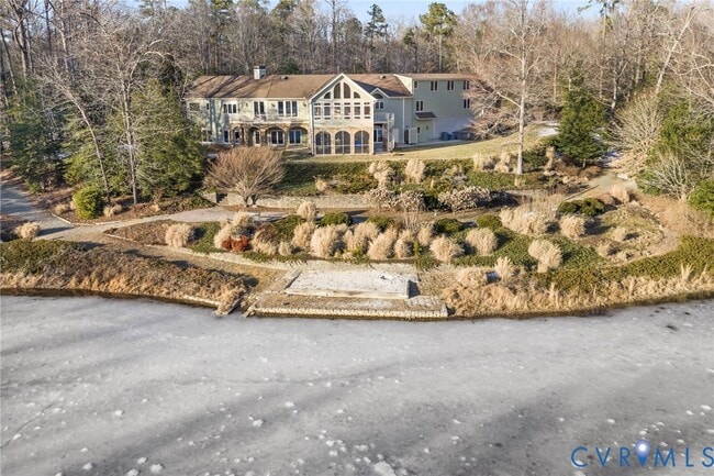 Building Photo - 3535 Meadow Rd
