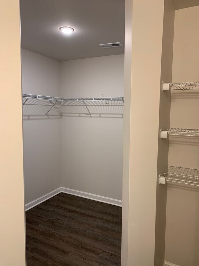 Building Photo - 2158 Kilpatrick LN