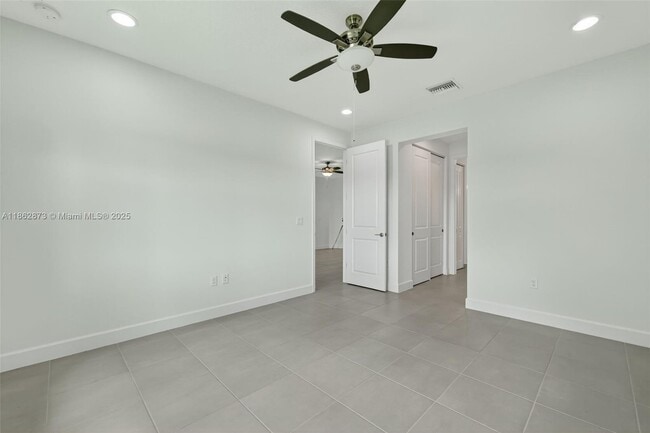 Building Photo - 11396 SW Willow Ln